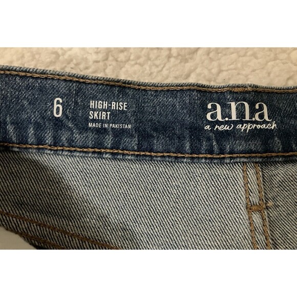 ANA A New Approach Womens Sz 6 Denim Jean Midi Skirt Metallic Effect NWT - Picture 12 of 13